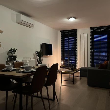 Casa Del Bosque Lägenhet Maasmechelen Exteriör bild
