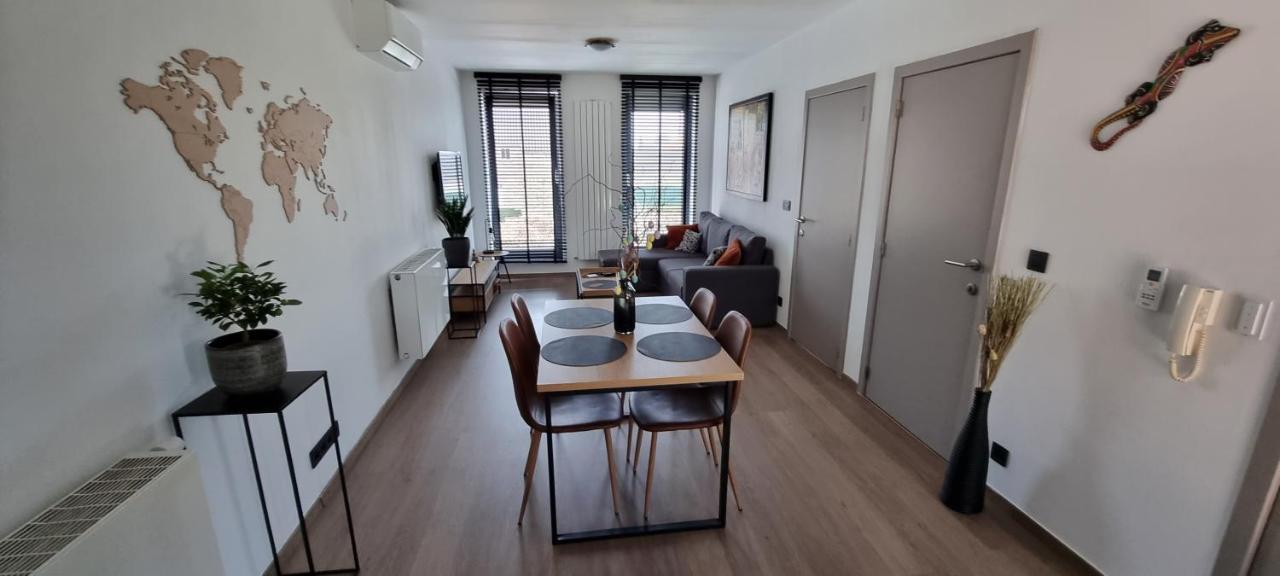 Casa Del Bosque Lägenhet Maasmechelen Exteriör bild